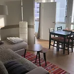 Beautiful Bright, Cosy Apt Near Parc De Belleville
